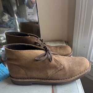 Clark's Desert Boots 9.5 Women Brushed Leather Rubber Crepe Sole